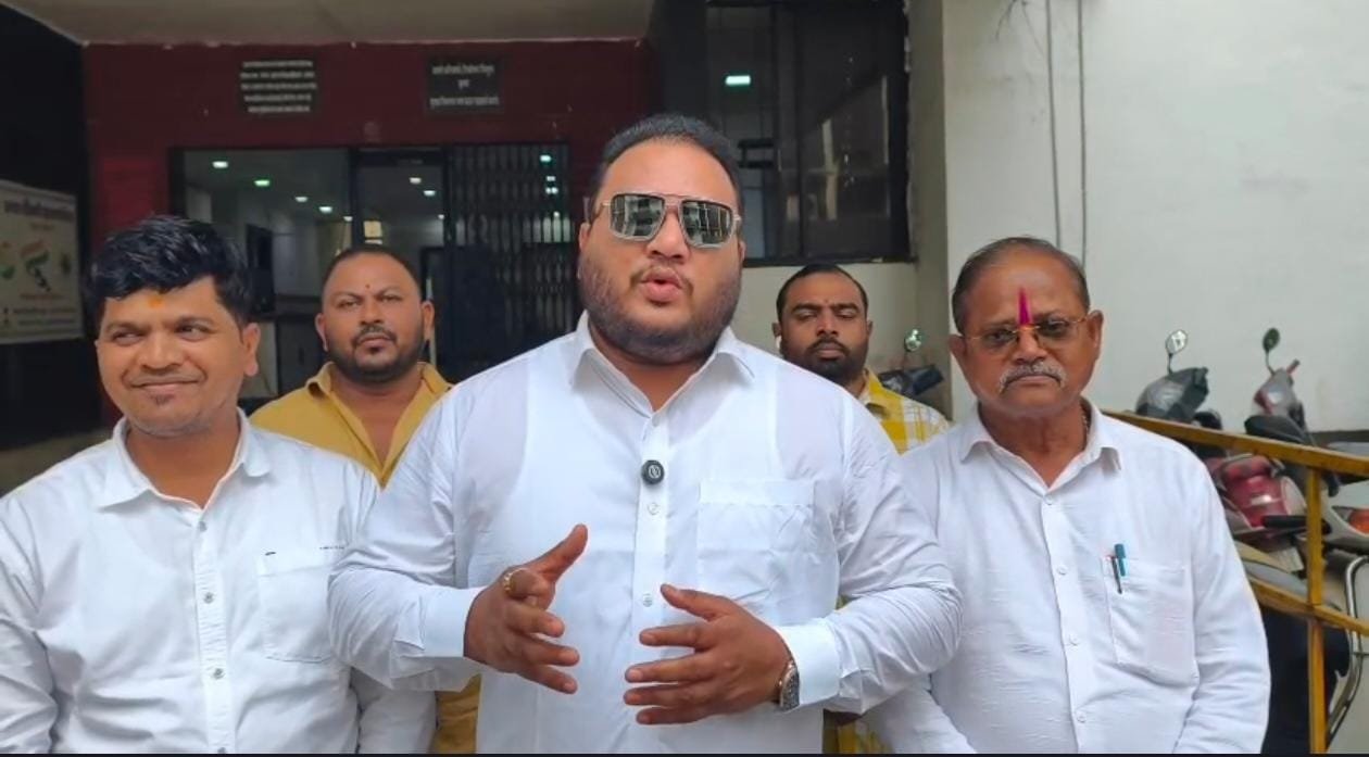 गणेशोत्सवापूर्वी आंबिवली-मोहने-बल्याणीतील रस्त्यांची डागडुजी करा