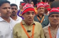 कल्याणमध्ये नारळी पौर्णिमेचा जल्लोष; पारंपरिक वेशभूषेत लोकप्रतिनिधींचा मिरवणुकीत सहभाग