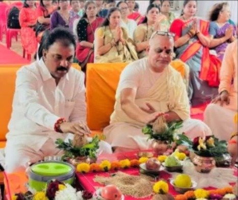 मांगलिक खांब पूजन, मंडप भूमिपूजनाने शारदीय नवरात्रोत्सवाची मंगलमय सुरुवात